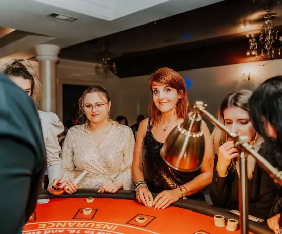 Grafika Firemní teambuildingová setkání v Dolce Vita